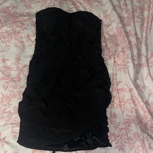 Elegant Black Strapless Dress